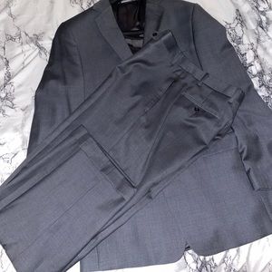 Men’s suit